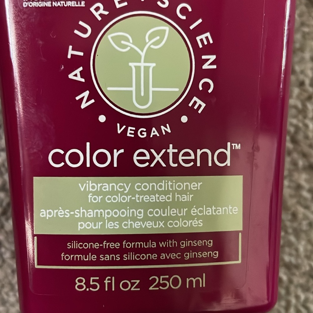 Redken ColorTreated Conditioner - Picture 2 of 3